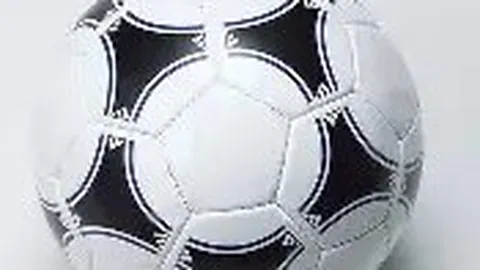 “榕江遭遇三十年罕见洪水，消防及时转移救出84人”