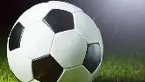 探寻绿茵传奇！B费心目中的梦幻五将：C罗领衔，博格巴、马塔、佩佩、迪纳塔莱共筑荣耀篇章